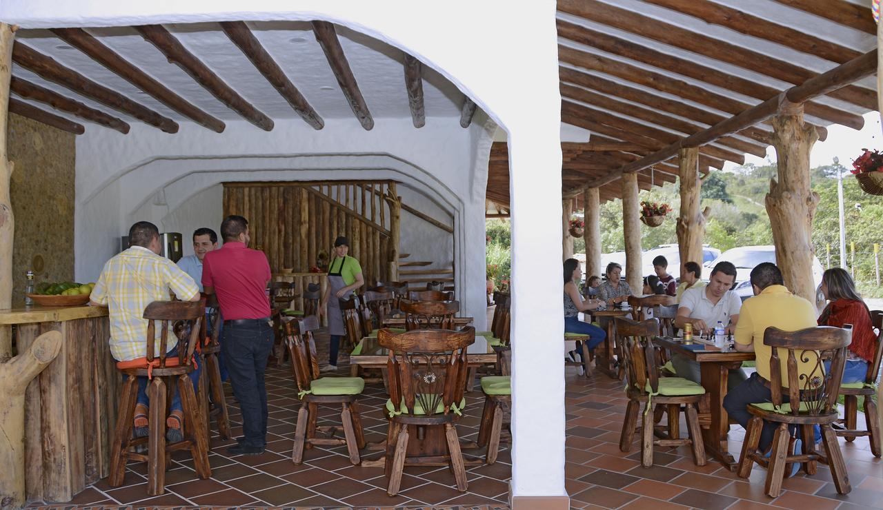 Hotel Estorake San Agustín Buitenkant foto
